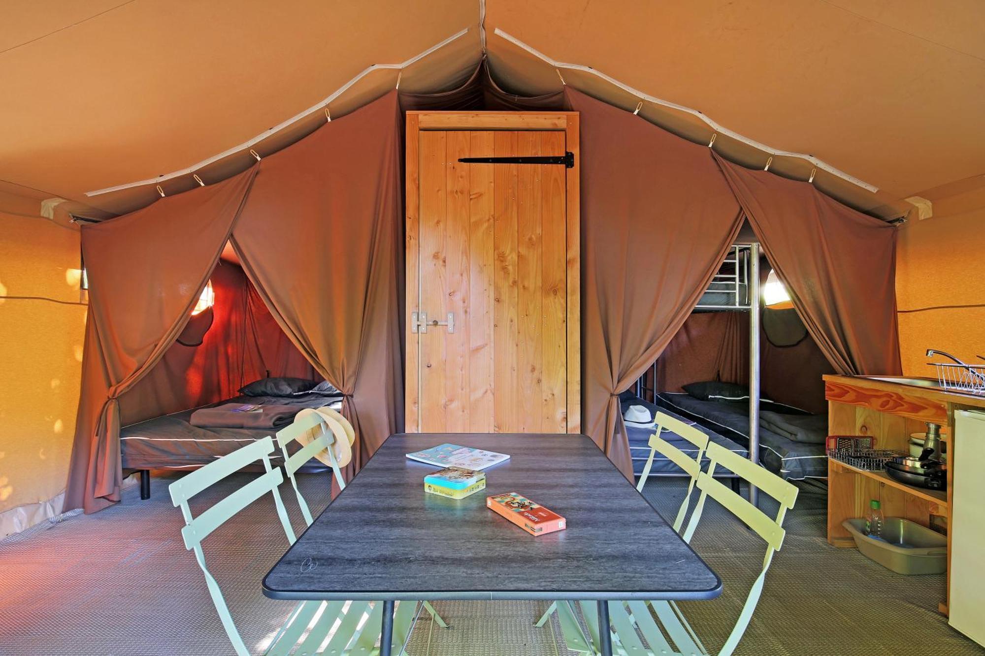 Huttopia La Plage Blanche Ounans 部屋 写真